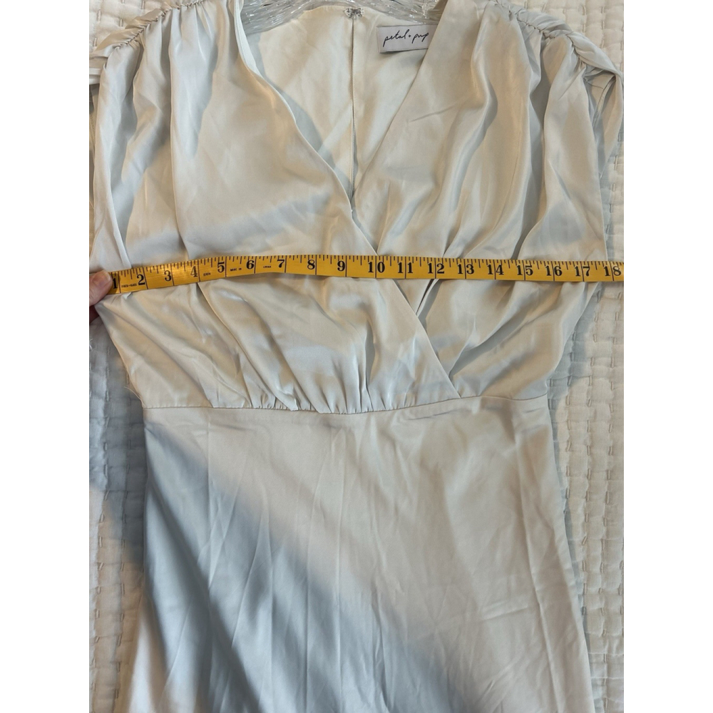 Petal and Pup Amarlee Maxi Dress Satin Size Small NWOT White - Picture 12 of 13